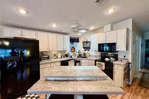 6600 Scenic Point Dr SE, Winter Haven, FL 33884 - Photo 3