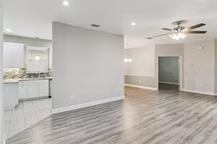 6276 Silver Lakes Dr E, Lakeland, FL 33810 - Photo 15