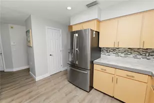 1564 Norwick Way, Lakeland, FL 33809 - Photo 15