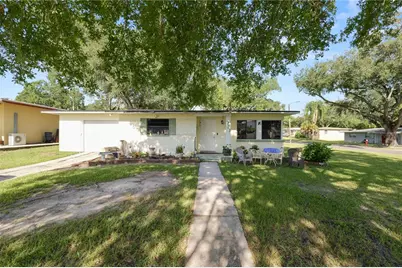 621 Hillside Drive, Lakeland, FL 33803 - Photo 1