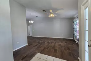 3901 Laurel Branch Ct, Lakeland, FL 33810 - Photo 3