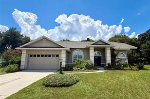 405 Valley Ct, Winter Haven, FL 33884 - Photo 1