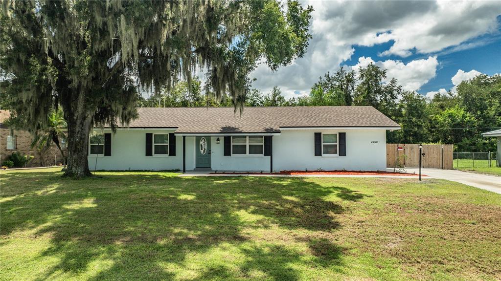 2250 Maple Hl Dr - 2250 Maple Hl Dr, Lakeland, FL 33811 Luxury Property | Jose Angel Pina