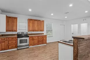 2409 W Parker St, Lakeland, FL 33815 - Photo 7