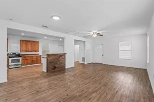 2409 W Parker St, Lakeland, FL 33815 - Photo 5