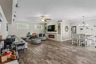 145 Winona Cir, Auburndale, FL 33823 - Photo 3