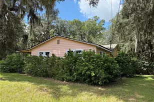 815 N Orange Ave, Fort Meade, FL 33841 - Photo 1