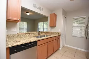 5405 Limestone Ln, Lakeland, FL 33809 - Photo 9