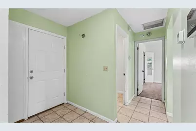 2236 Country Loop N, Lakeland, FL 33811 - Photo 7