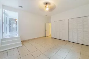 6 E Magnolia St, Davenport, FL 33837 - Photo 9