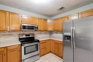 288 Cherry Laurel Ln, Winter Haven, FL 33880 - Photo 17