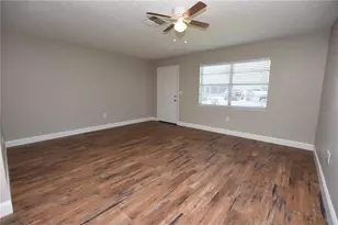 1224 Waterview Blvd E, Lakeland, FL 33801 - Photo 7