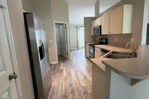 5619 Fischer Dr, Lakeland, FL 33812 - Photo 9