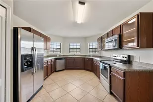 7019 Heatherbrook Dr, Lakeland, FL 33809 - Photo 5