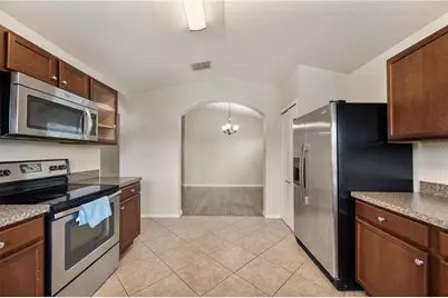 7019 Heatherbrook Drive, Lakeland, FL 33809 - Photo 7