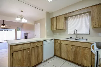 1545 King Avenue, Lakeland, FL 33803 - Photo 9