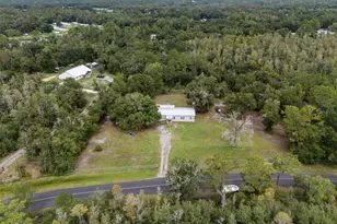 2211 Pioneer Dr, Lakeland, FL 33809 - Photo 3