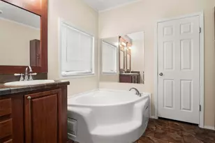 2211 Pioneer Dr, Lakeland, FL 33809 - Photo 23