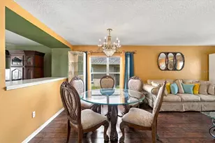 7517 Hunters Greene Cir, Lakeland, FL 33810 - Photo 11