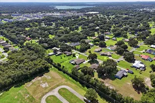 1731 Brangus Dr, Lakeland, FL 33810 - Photo 15