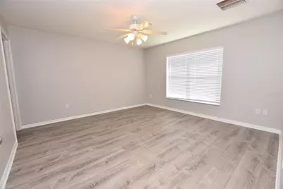 6835 Hunters Crossing Boulevard, Lakeland, FL 33809 - Photo 15