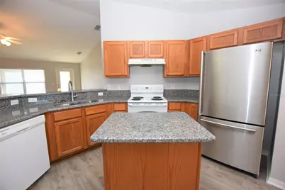 6835 Hunters Crossing Boulevard, Lakeland, FL 33809 - Photo 5