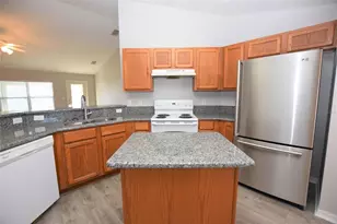 6835 Hunters Crossing Blvd, Lakeland, FL 33809 - Photo 5