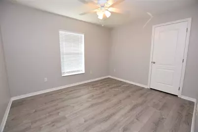 6835 Hunters Crossing Boulevard, Lakeland, FL 33809 - Photo 23