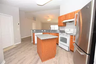 6835 Hunters Crossing Blvd, Lakeland, FL 33809 - Photo 7