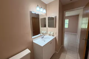 1027 Harden Ct, Lakeland, FL 33813 - Photo 5