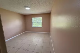 1027 Harden Ct, Lakeland, FL 33813 - Photo 7