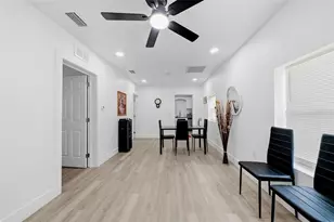 10124 N Hyacinth Ave, Tampa, FL 33612 - Photo 19