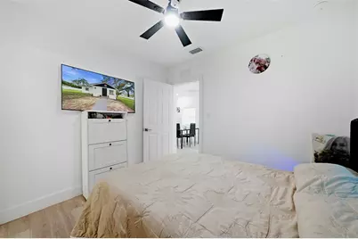 10124 N Hyacinth Avenue, Tampa, FL 33612 - Photo 27