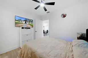 10124 N Hyacinth Ave, Tampa, FL 33612 - Photo 27