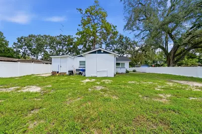 10124 N Hyacinth Avenue, Tampa, FL 33612 - Photo 33