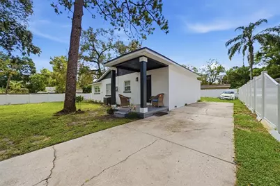 10124 N Hyacinth Avenue, Tampa, FL 33612 - Photo 11