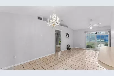 5835 Daughtery Downs Loop, Lakeland, FL 33809 - Photo 9