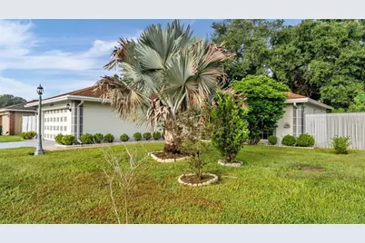 5835 Daughtery Downs Loop, Lakeland, FL 33809 - Photo 37