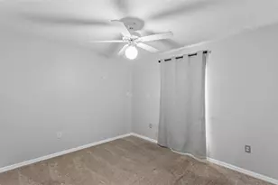 5835 Daughtery Downs Loop, Lakeland, FL 33809 - Photo 23