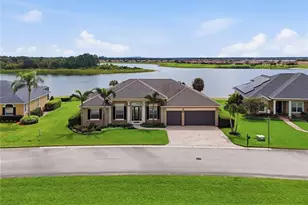 644 Hart Lake Dr, Winter Haven, FL 33884 - Photo 1