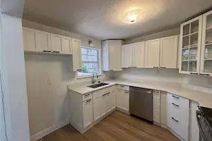 2412 Derbyshire Ave, Lakeland, FL 33803 - Photo 7