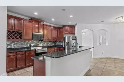 3950 Sunset Lake Drive, Lakeland, FL 33810 - Photo 5