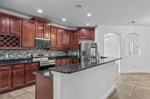 3950 Sunset Lake Dr, Lakeland, FL 33810 - Photo 5