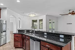 3950 Sunset Lake Dr, Lakeland, FL 33810 - Photo 7