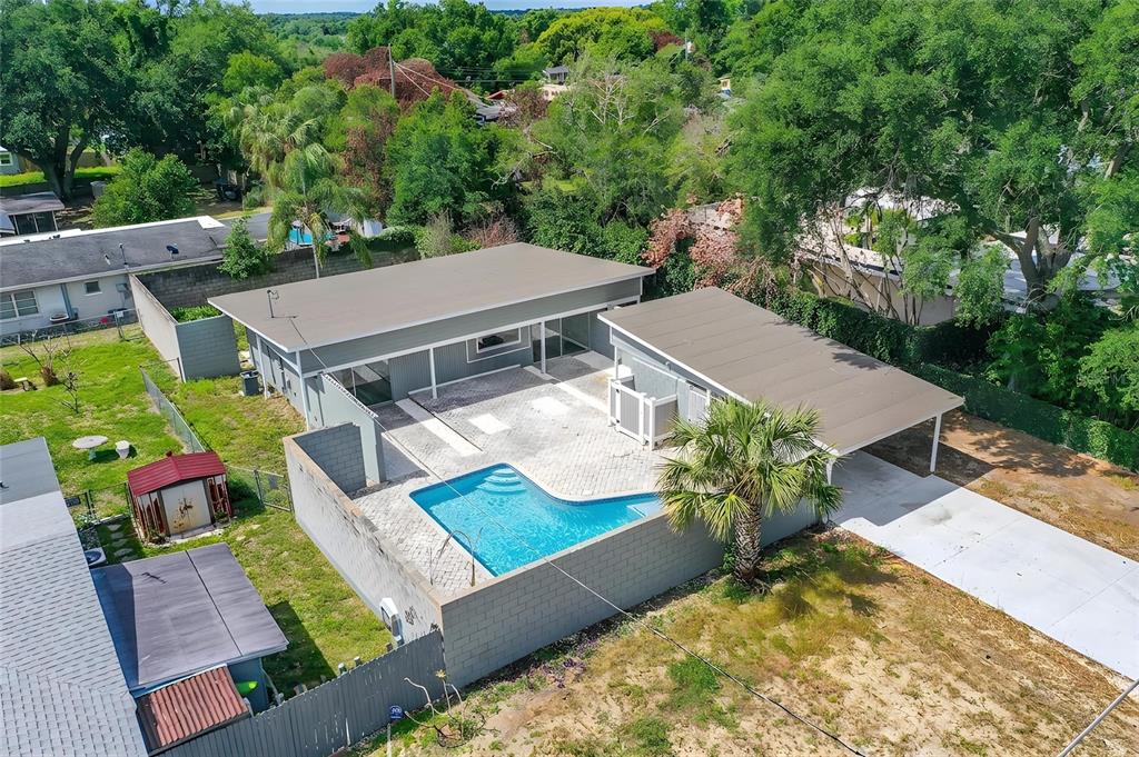 1558 Drexel Ave NE - 1558 Drexel Ave NE, Winter Haven, FL 33881 Luxury Property | Jose Angel Pina