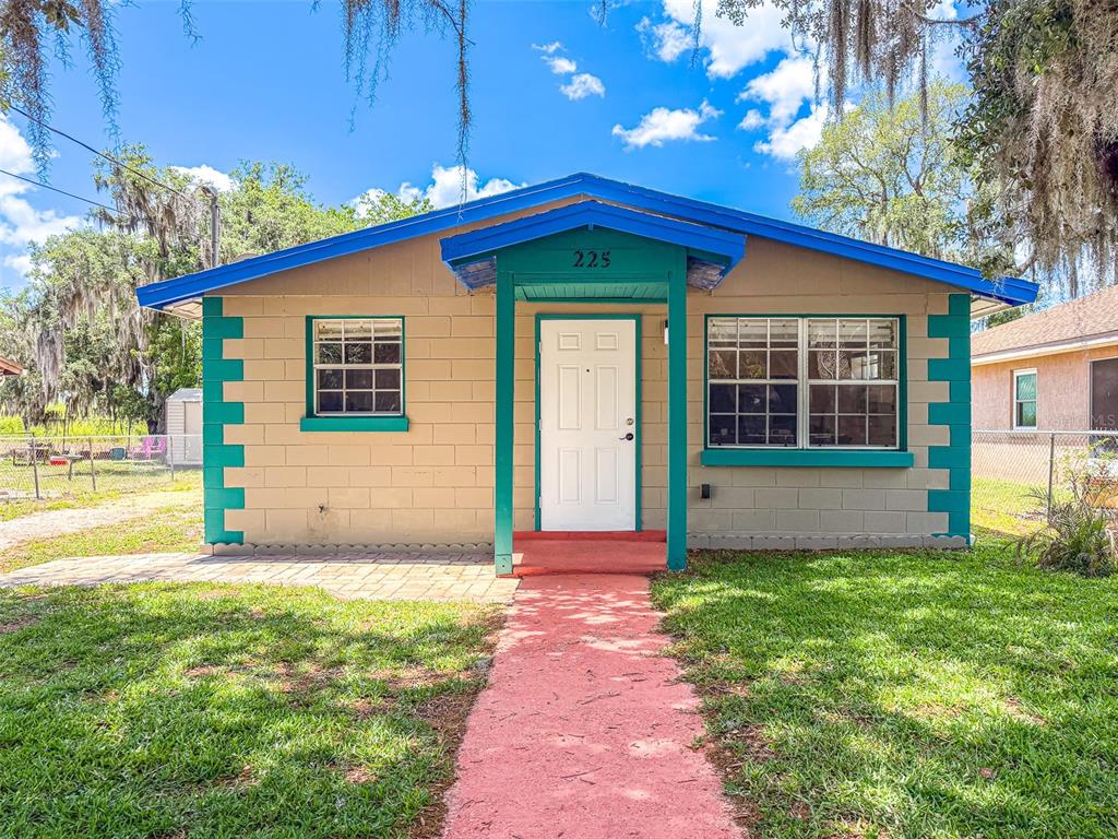 225 W Northside Dr - 225 W Northside Dr, Lake Wales, FL 33853 Luxury Property | Jose Angel Pina