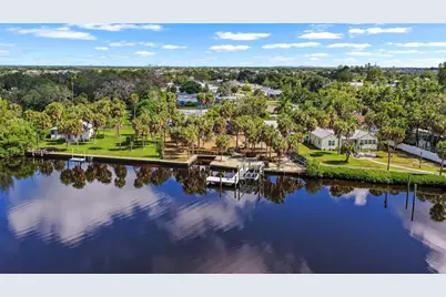 102 Trouve Lane, Ruskin, FL 33570 - Photo 13