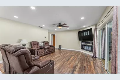 1638 Yeomans Path, Lakeland, FL 33809 - Photo 7