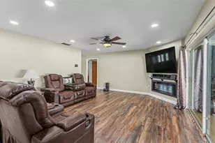 1638 Yeomans Path, Lakeland, FL 33809 - Photo 7