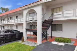 1100 Martinique Dr, Winter Haven, FL 33884 - Photo 1